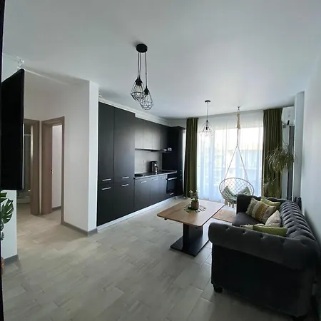 Iako Premium Năvodari