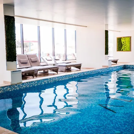 Iako Premium * Năvodari