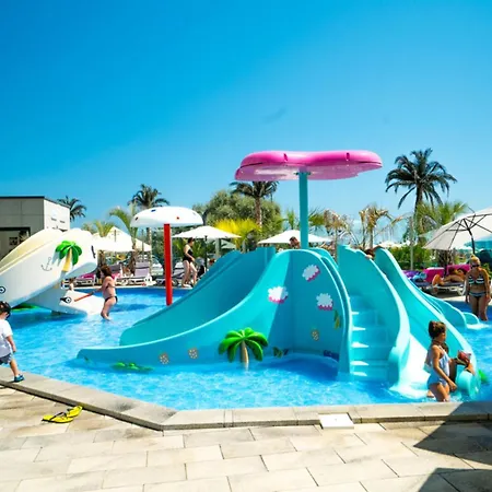 Iako Premium Năvodari