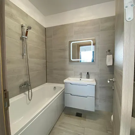 Iako Premium Apartment *