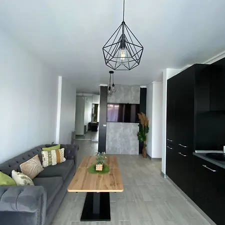 Iako Premium Năvodari