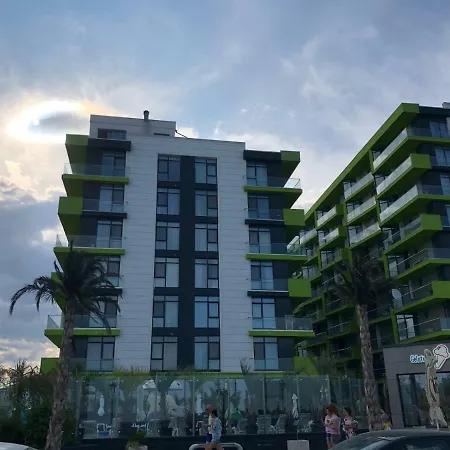 Iako Premium * Năvodari